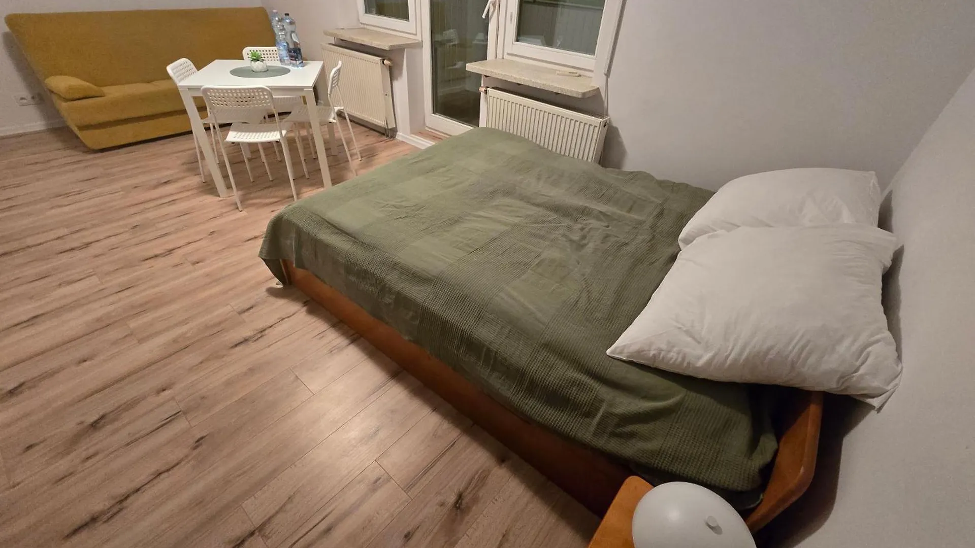 Aon Apartament 华沙